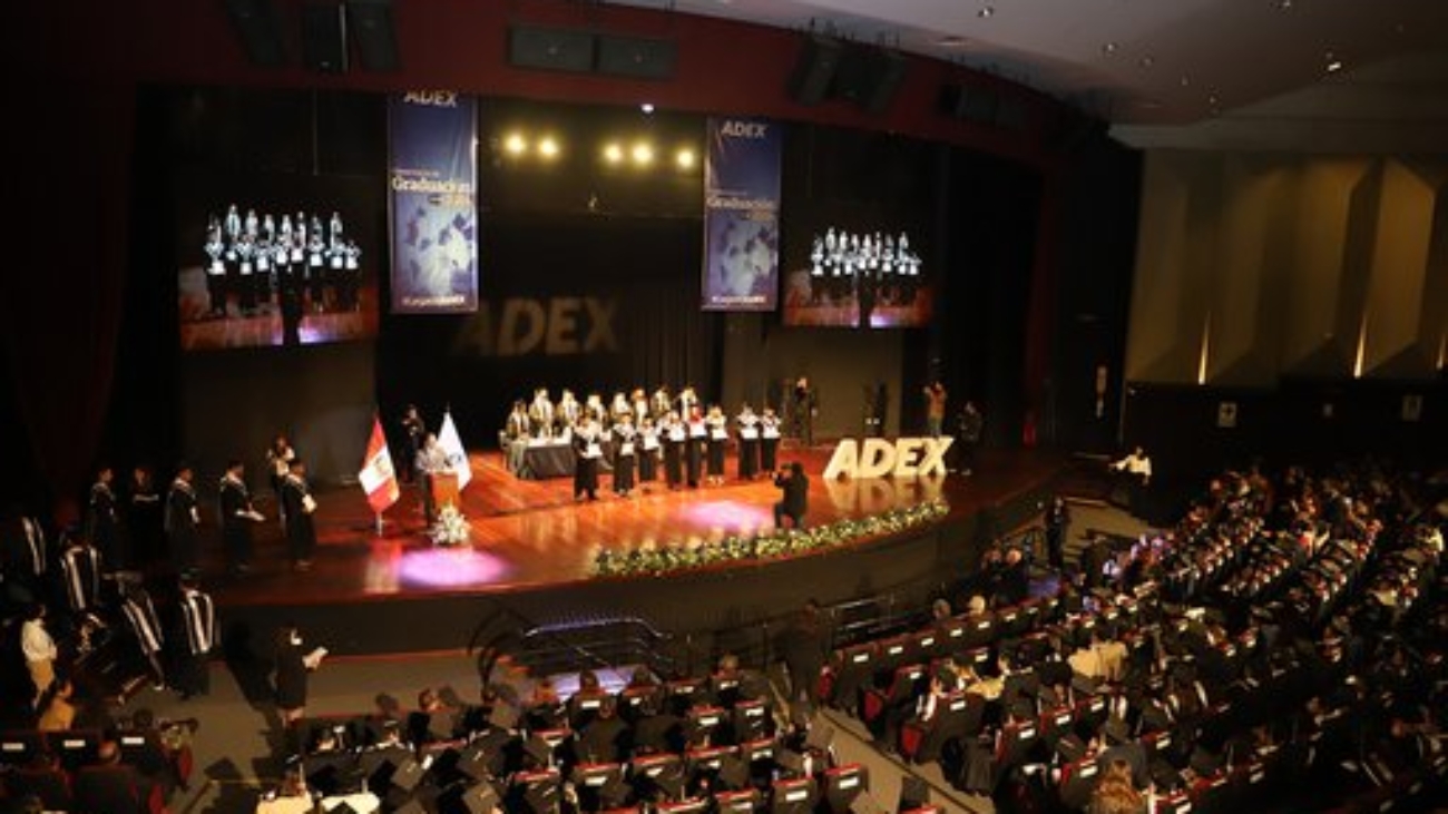 Graduados2024-1ADEXInstituto5 (1)