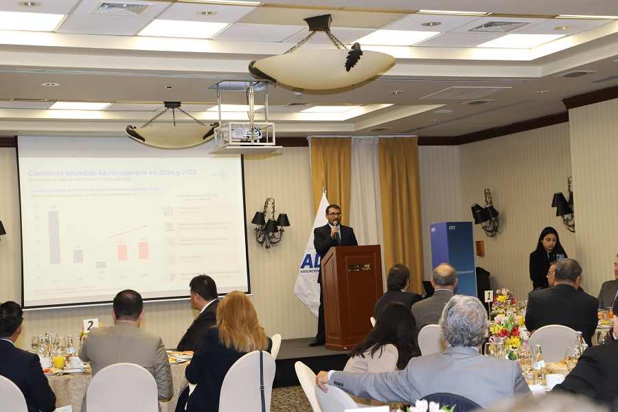 IV Encuentro diplomático ExportadorADEXPrensa 2 (1)