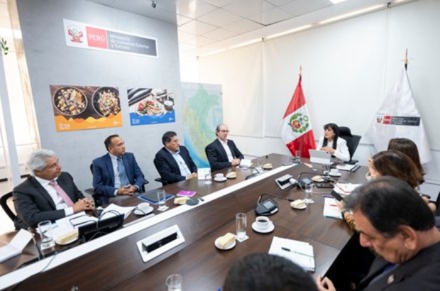 adex_reunion_mincetur_prensa1 (1)