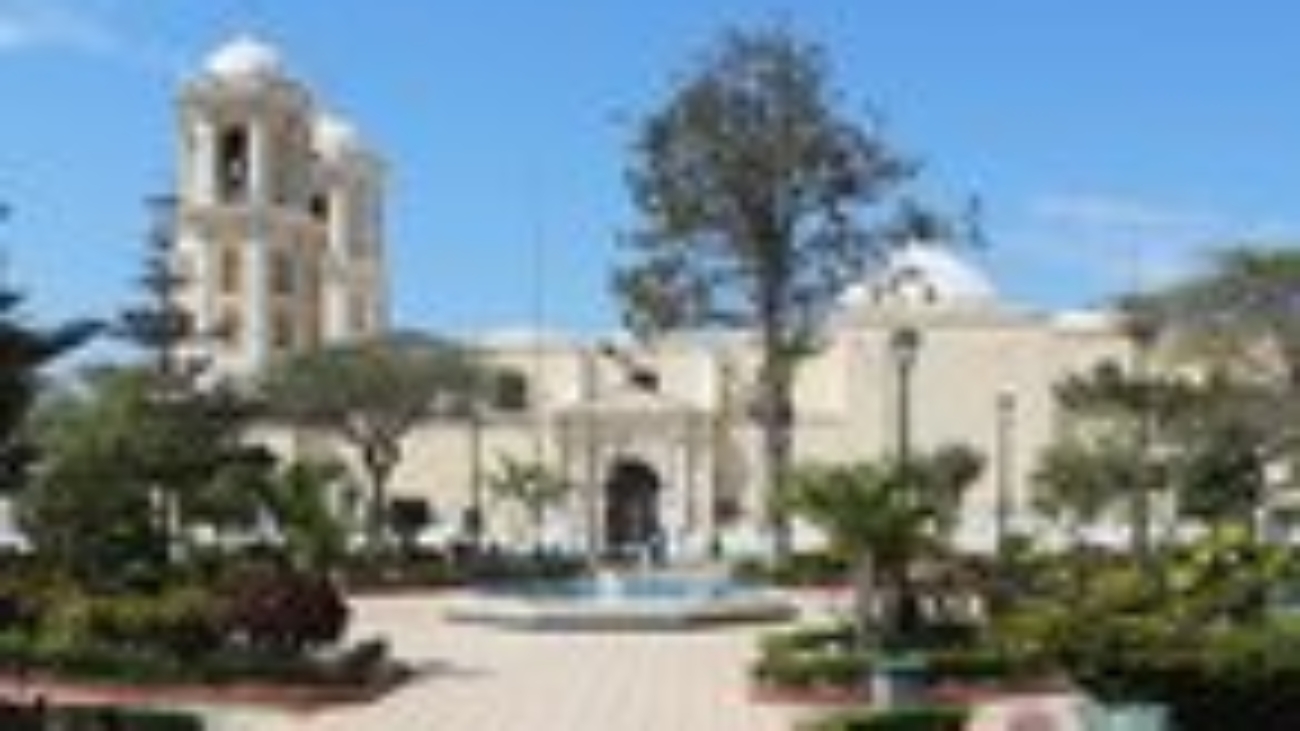 Cathedral_of_Lambayeque (1)