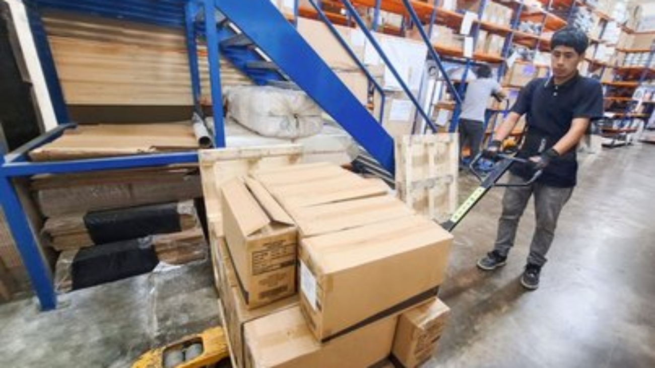 WhatsApp Image 2025-12-02 at 11.27.01 AM (1)