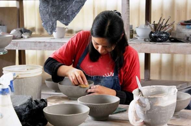 Artesanía ADEX prensa proceso (1)