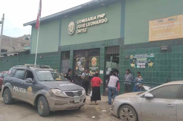 comisaria-jlo (1)