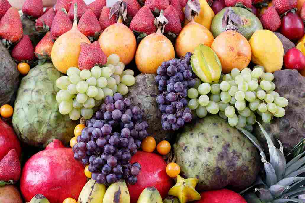 Beautiful,Composition,Of,Exotic,Fruits,In,The,Central,Covered,Market