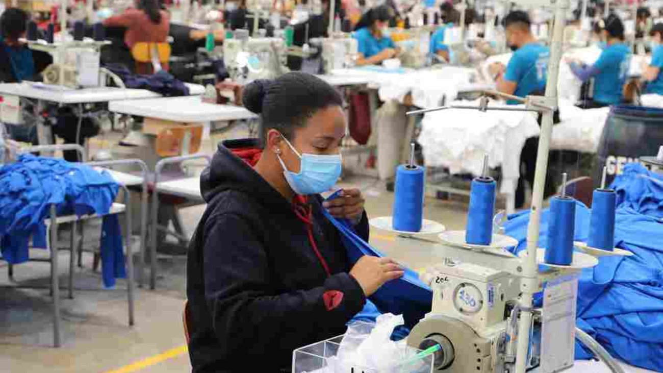 prensa_textil_confecciones_adex6 (1)